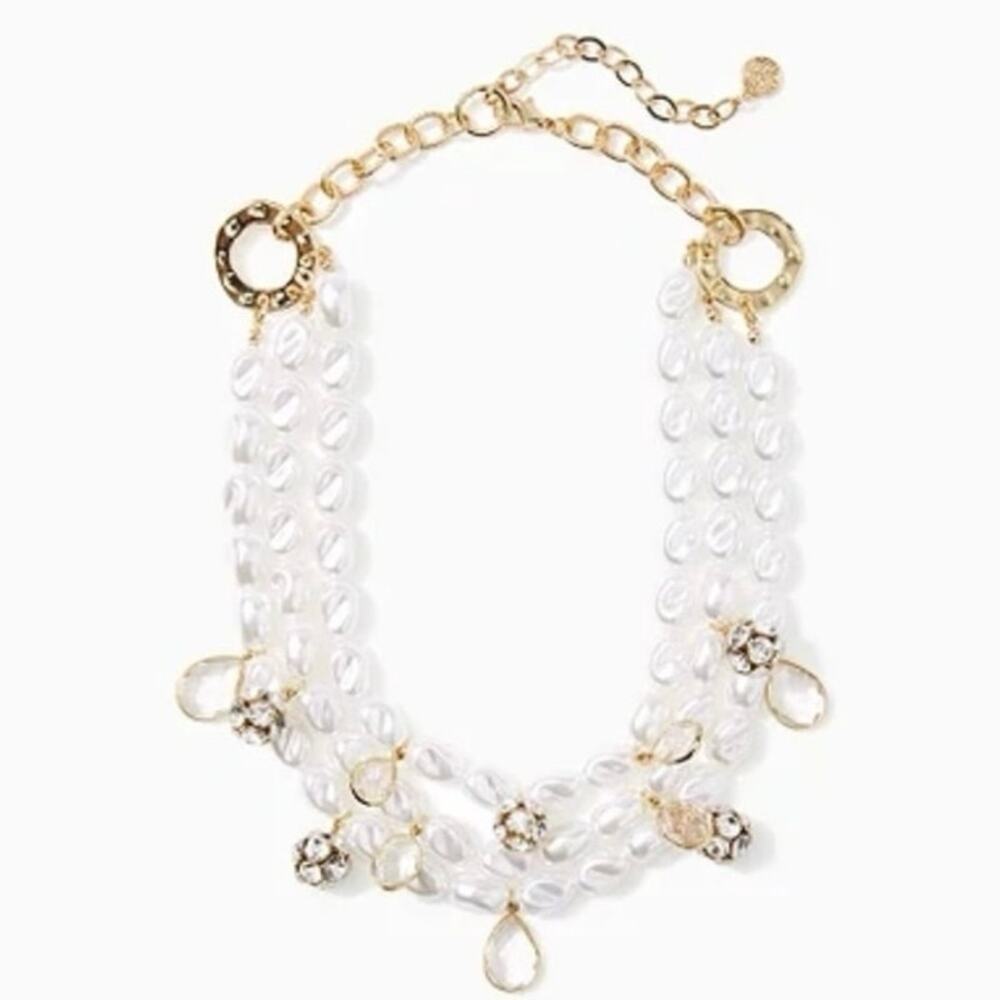 Lilly Pulitzer Resort White 
Dreamy Faux Pearl Pave Beads Gold Necklace New‎